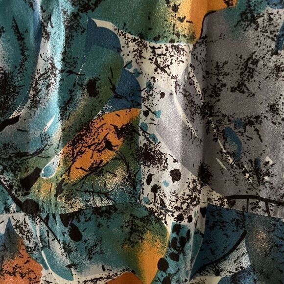 HawaiiBlues Men’s Shirt S Vintage Abstract Motif Cotton Rayon Hawaiian - Picture 3 of 6